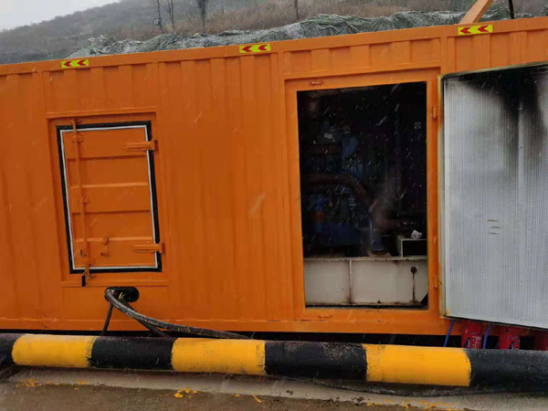 鄢陵发电机出租 发电机的工作原理介绍