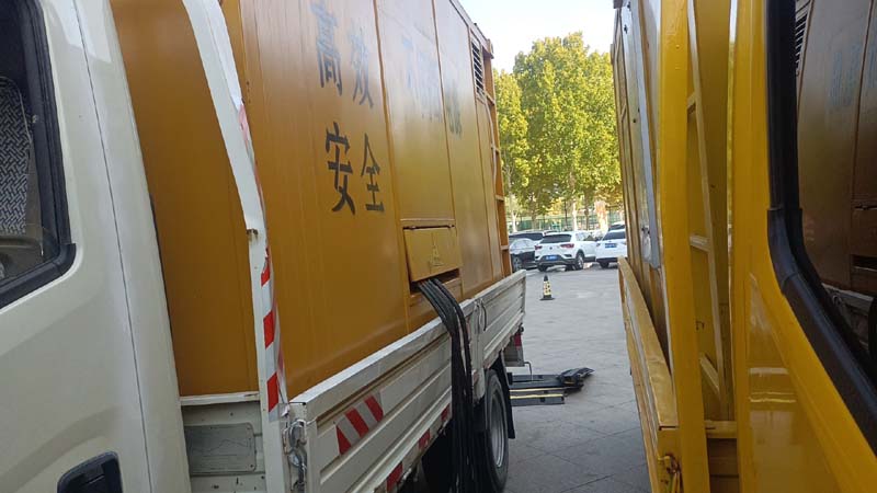 鄢陵如何判断柴油发电机组和UPS电源的切换时间是否符合要求？